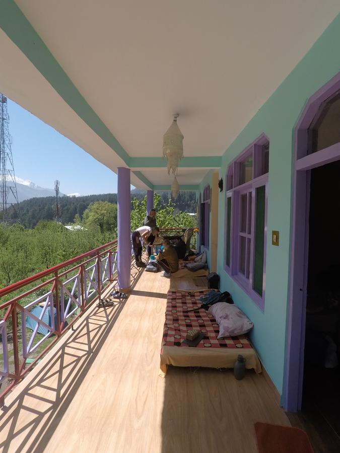 One Light Hostel Manāli Kültér fotó
